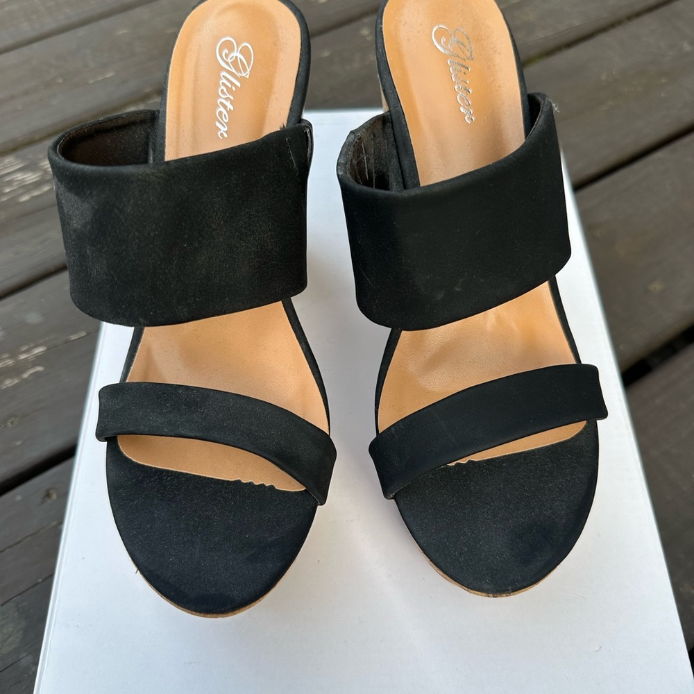 Gibson Women's Black Heels